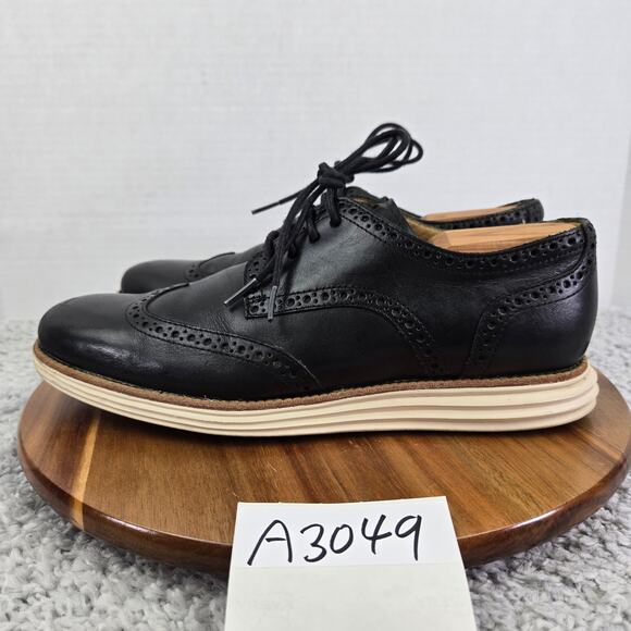 Cole Haan LunarGrand Black Leather Wingtip Brogue Business Casual Oxford Men 9.5 - Picture 1 of 13